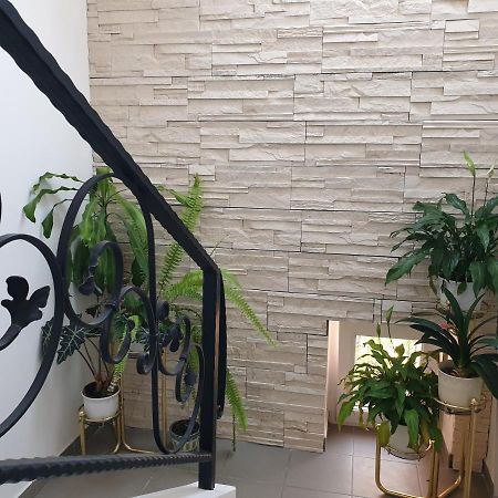 Egri Csillagocska Apartman Экстерьер фото