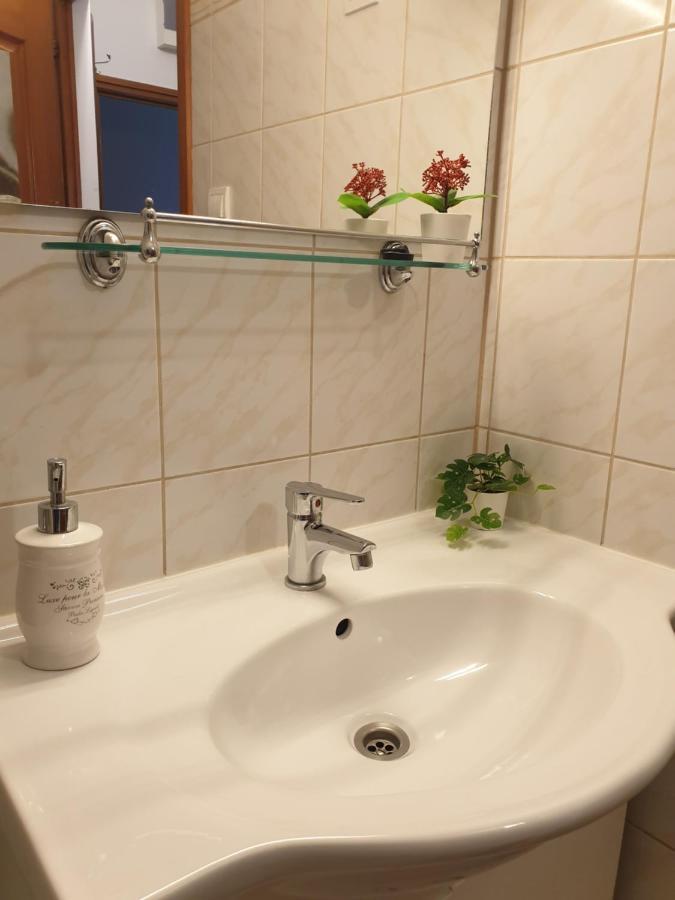 Egri Csillagocska Apartman Экстерьер фото
