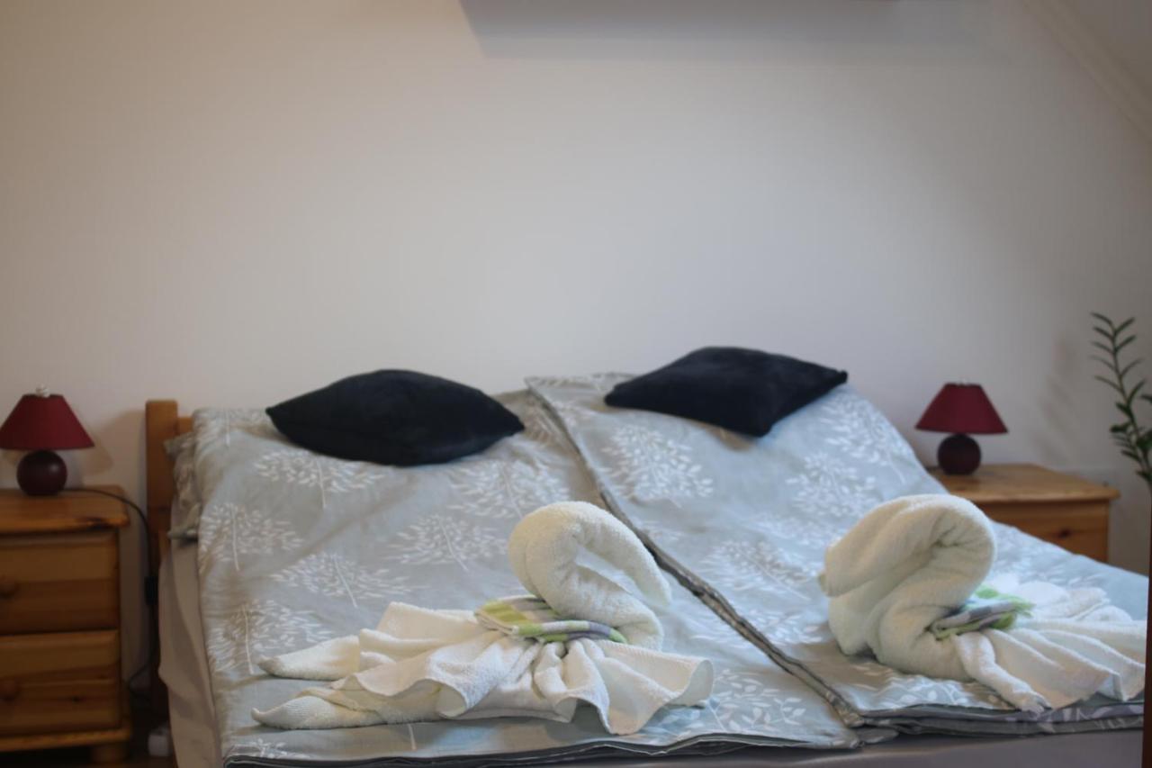 Egri Csillagocska Apartman Экстерьер фото